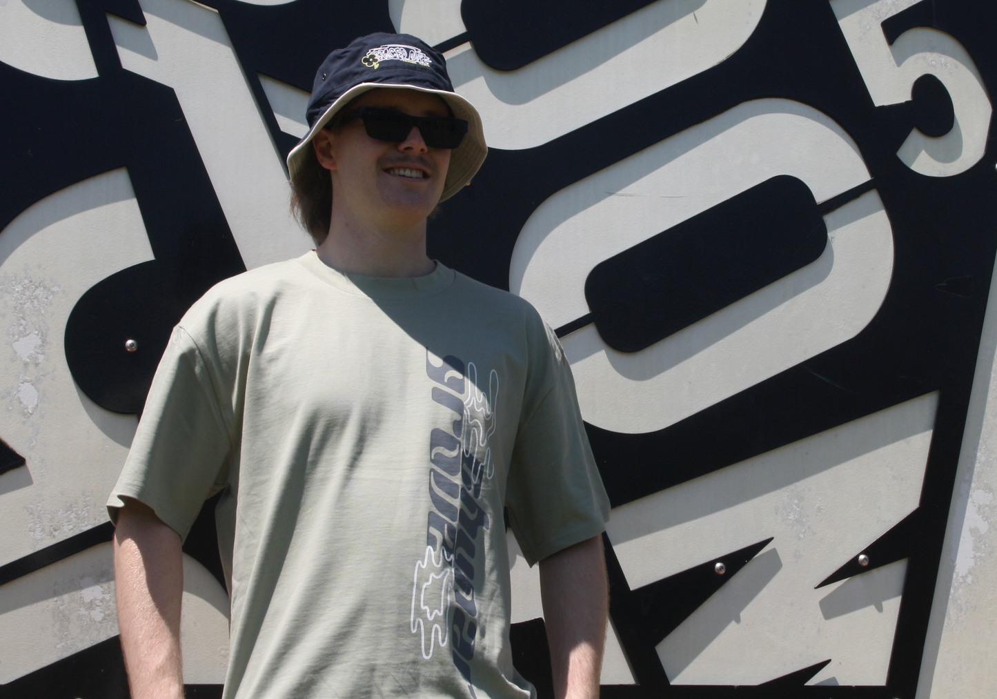 Spaced out Bucket hat